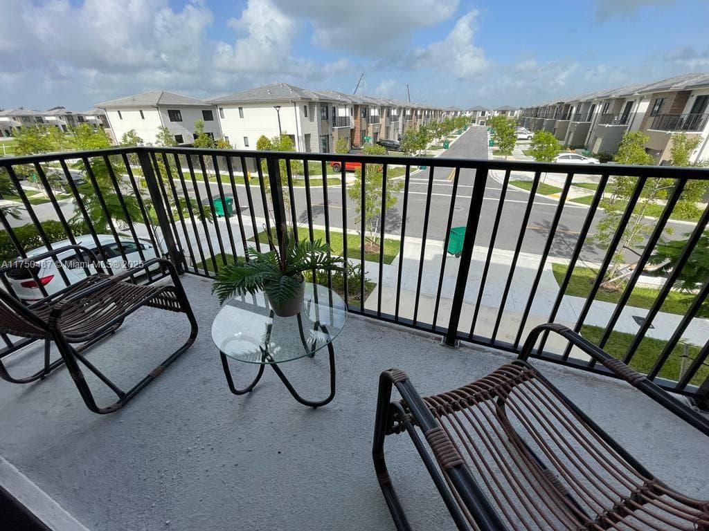 302 NW 11th Ct, Florida City, FL 33034 — zdjęcie 3