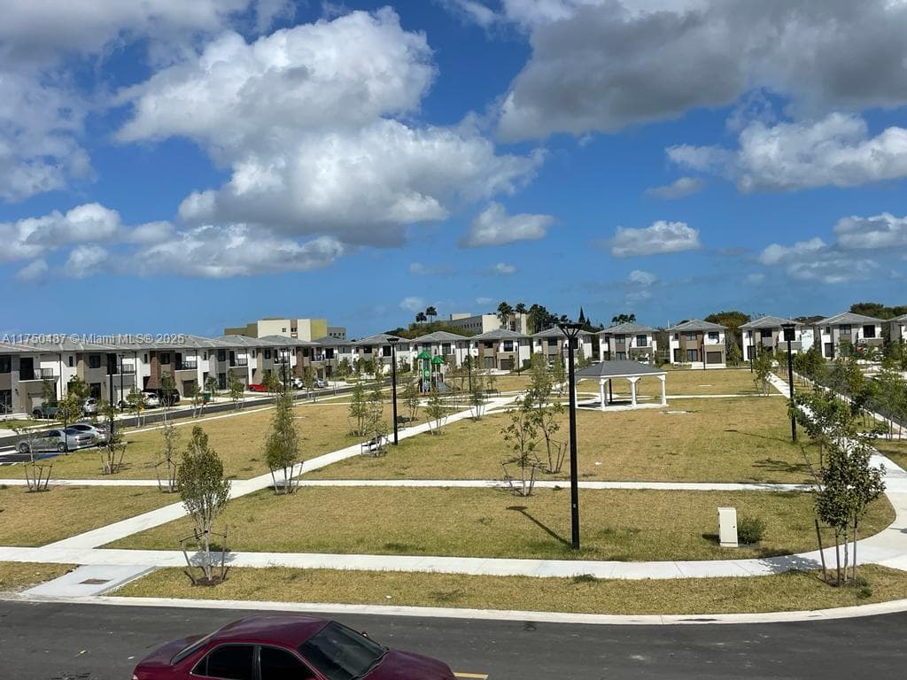 302 NW 11th Ct, Florida City, FL 33034 — zdjęcie 5