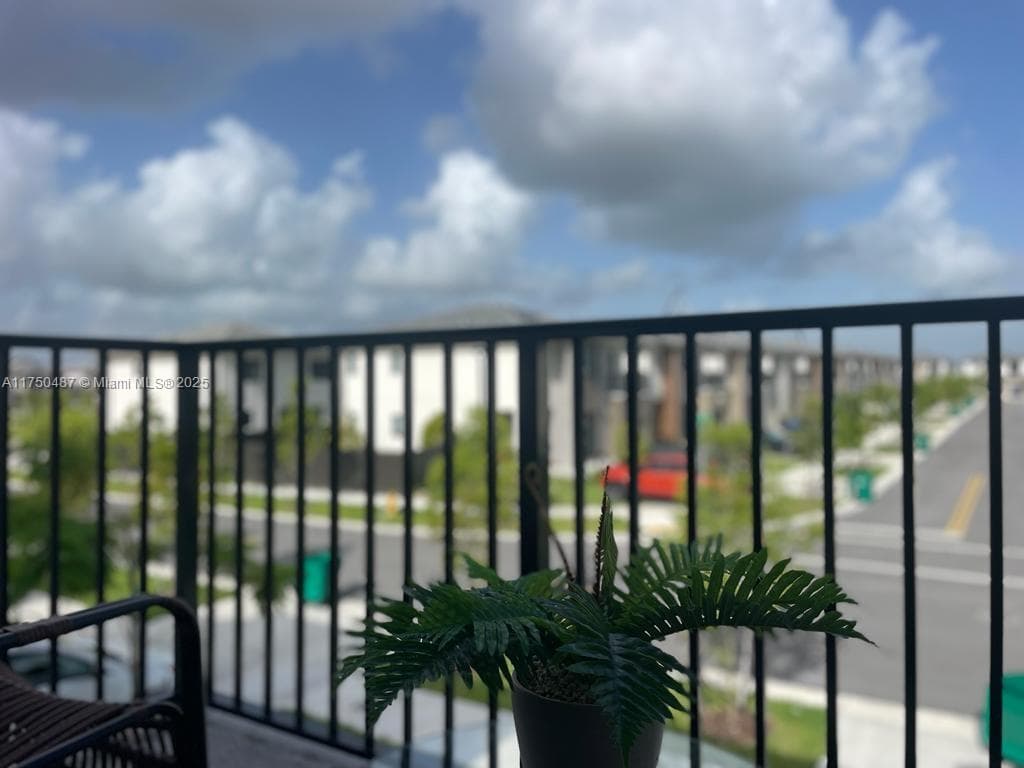 302 NW 11th Ct, Florida City, FL 33034 — zdjęcie 4