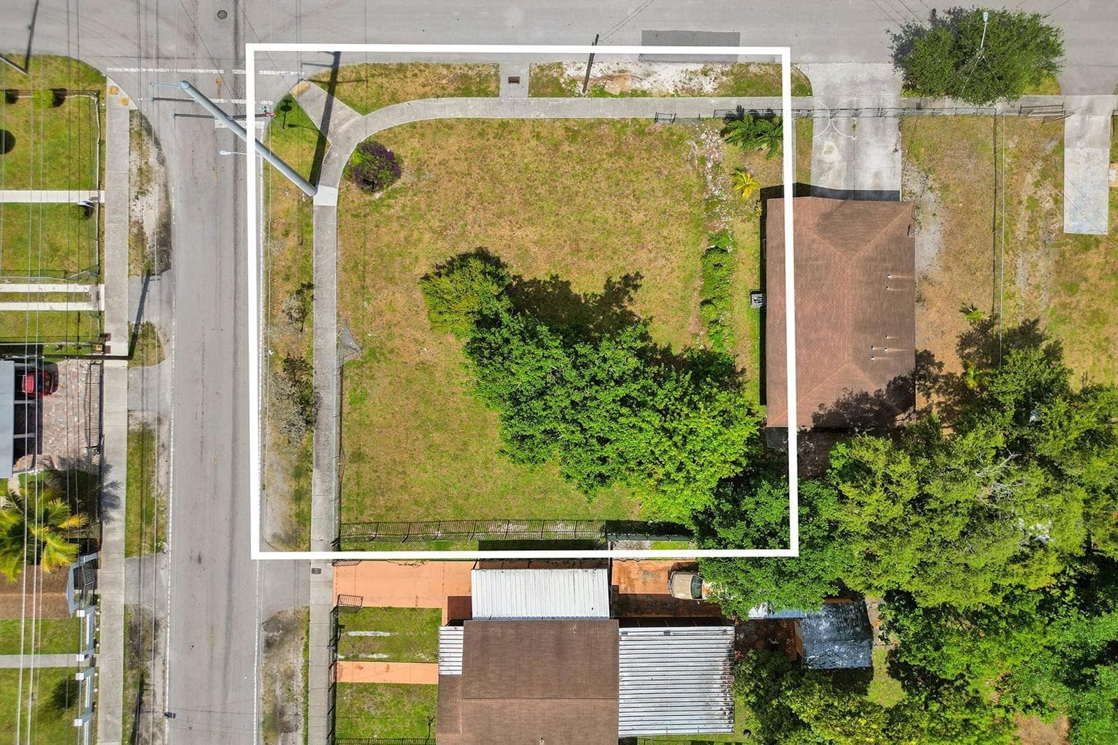 1895 NW 58th Street, Miami, FL 33142 — zdjęcie 5