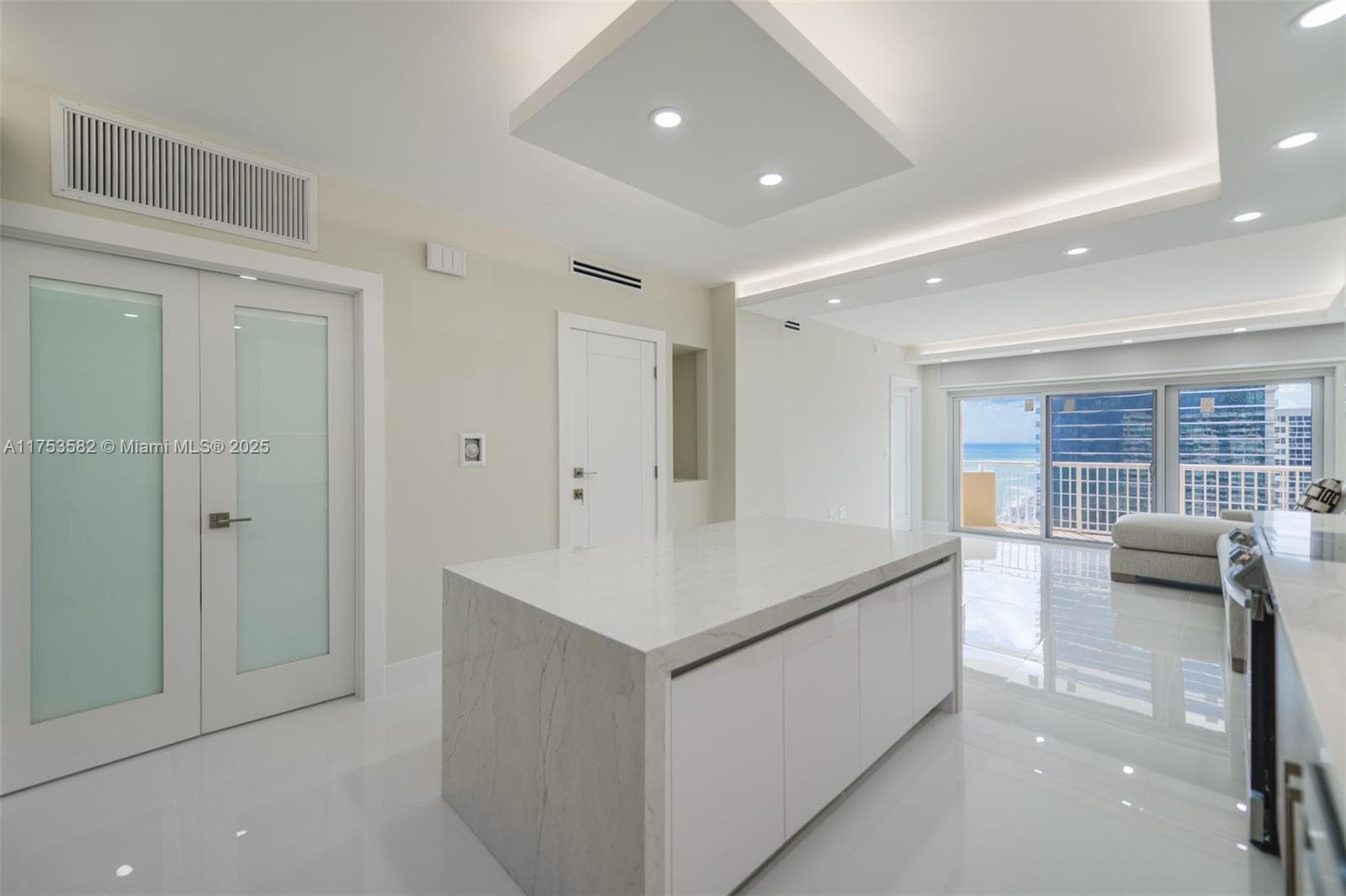 1950 S Ocean Dr # 20L, Hallandale Beach, FL 33009 — zdjęcie 3