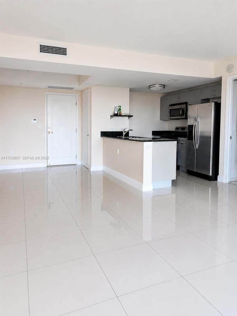 1861 NW S River Dr # 1504, Miami, FL 33125 — zdjęcie 5