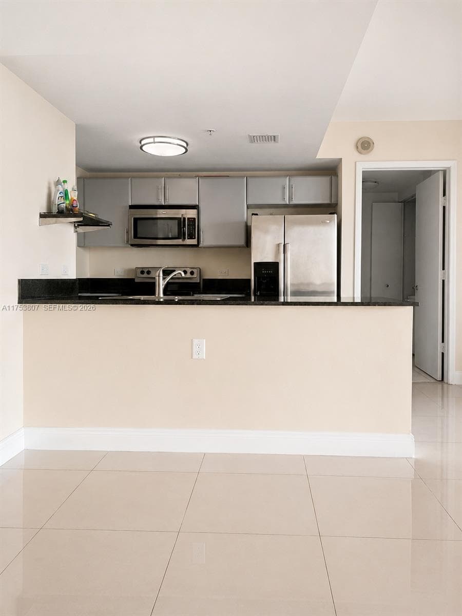 1861 NW S River Dr # 1504, Miami, FL 33125 — zdjęcie 4