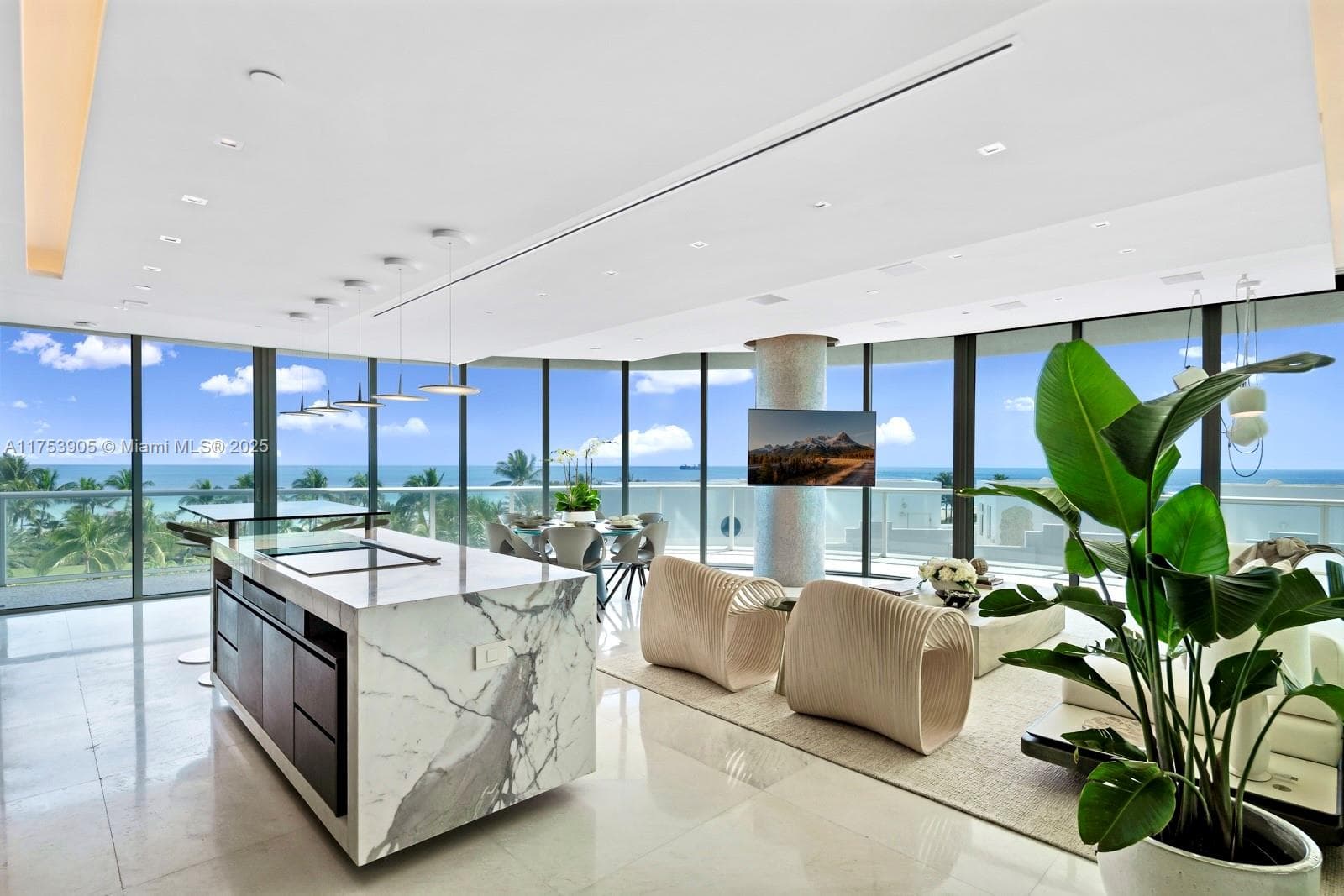 100 S Pointe Dr # 606, Miami Beach, FL 33139