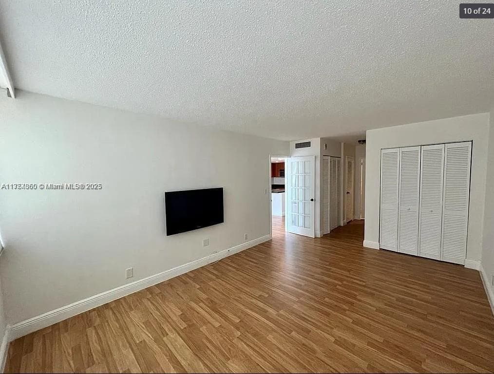 2030 S Ocean Dr # 211, Hallandale Beach, FL 33009