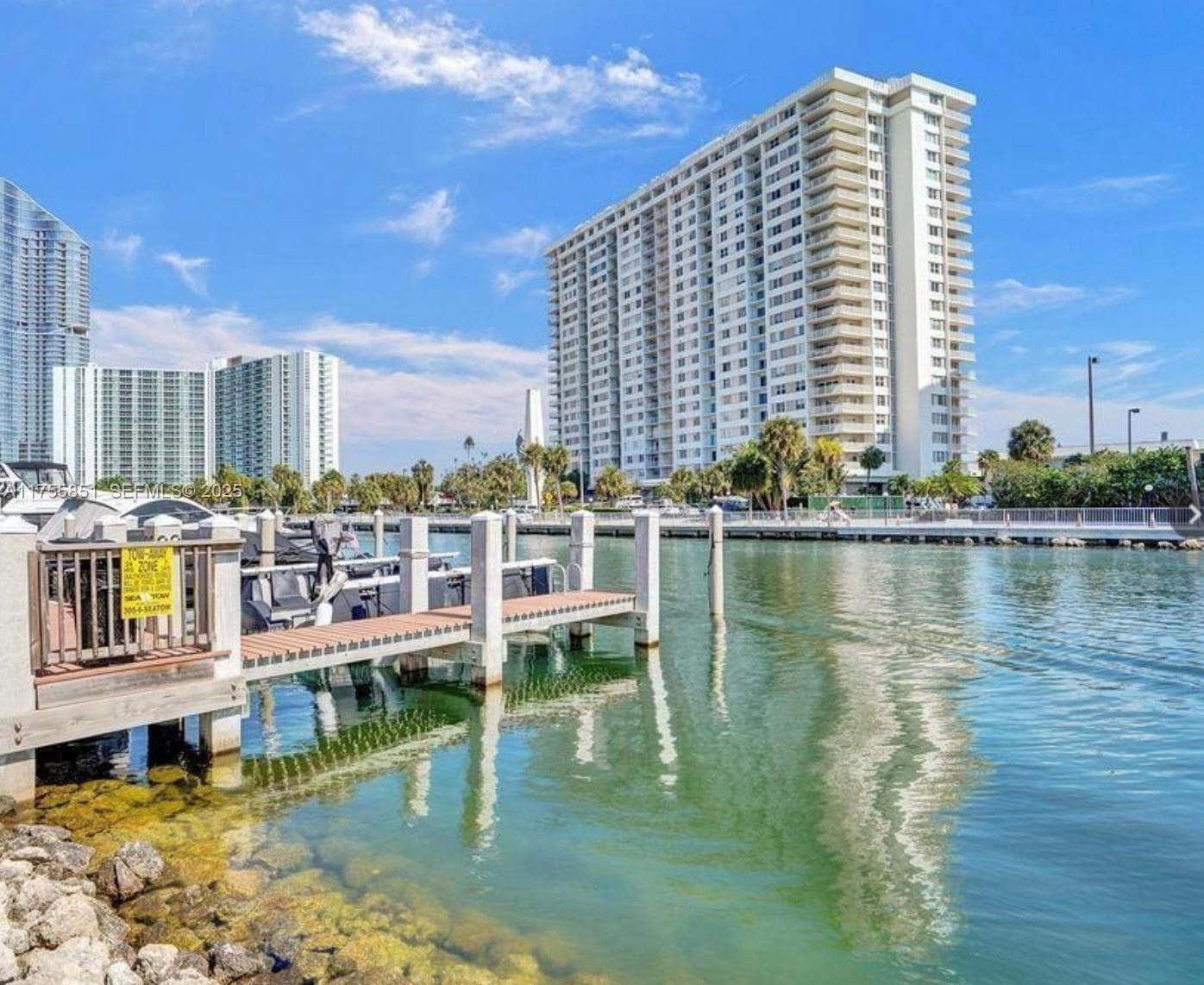 400 Kings Point Dr # 810, Sunny Isles Beach, FL 33160 — zdjęcie 3