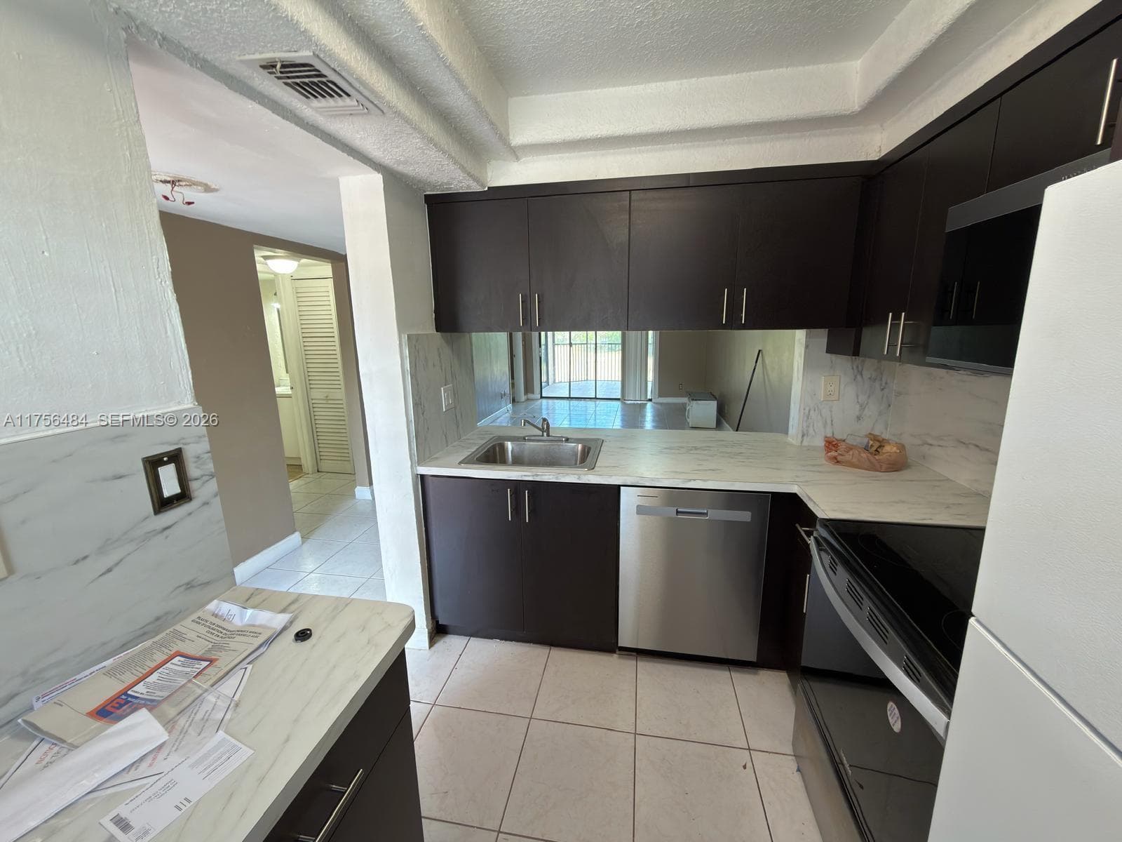 3400 Foxcroft Rd # 212, Miramar, FL 33025