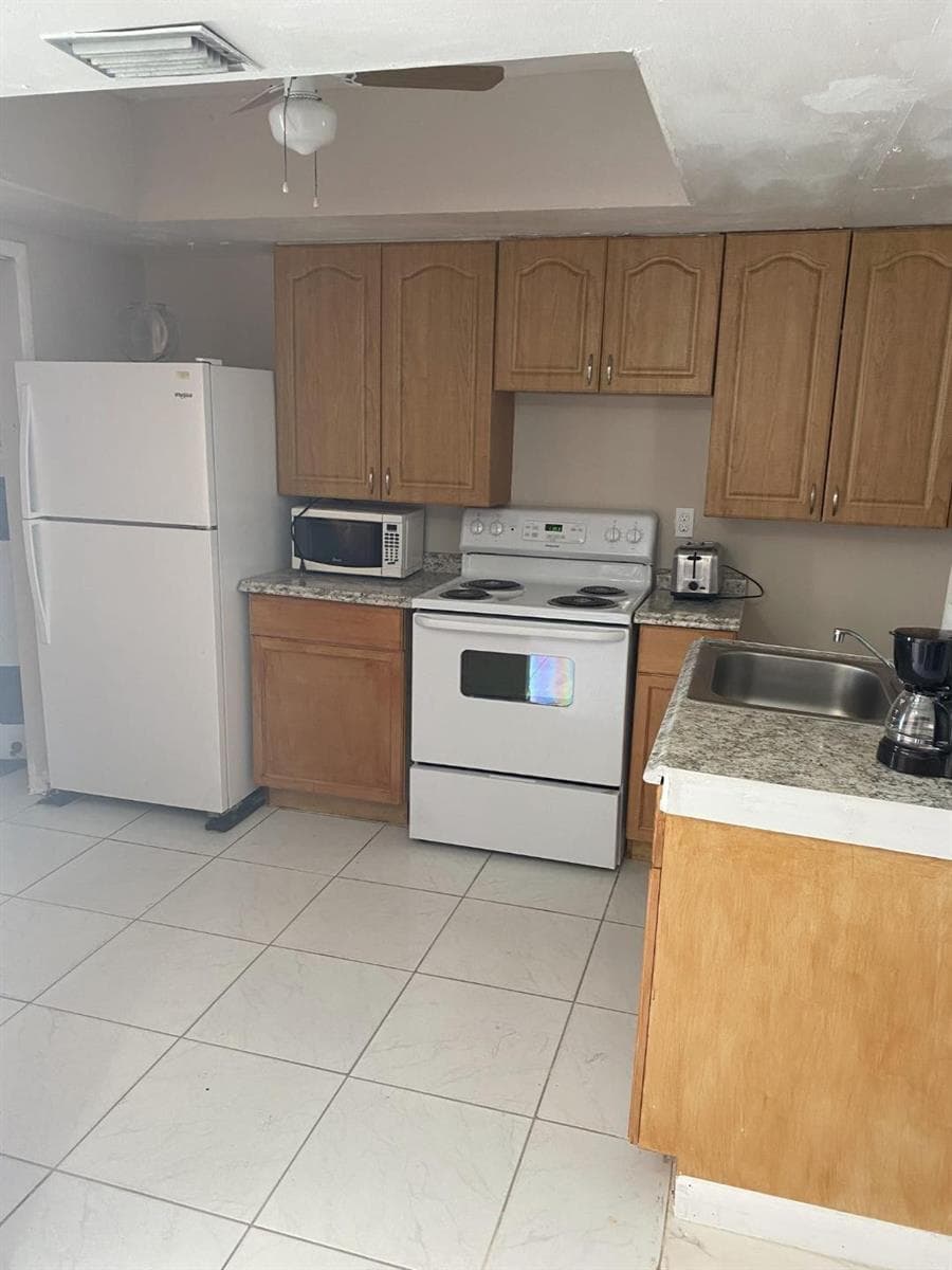 1110 S 29th Avenue, Hollywood, FL 33020 — zdjęcie 3