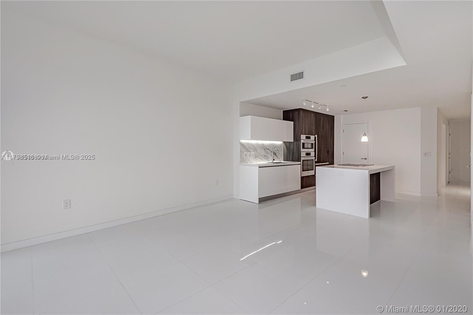 851 NE 1st Ave # 2600, Miami, FL 33132 — zdjęcie 5