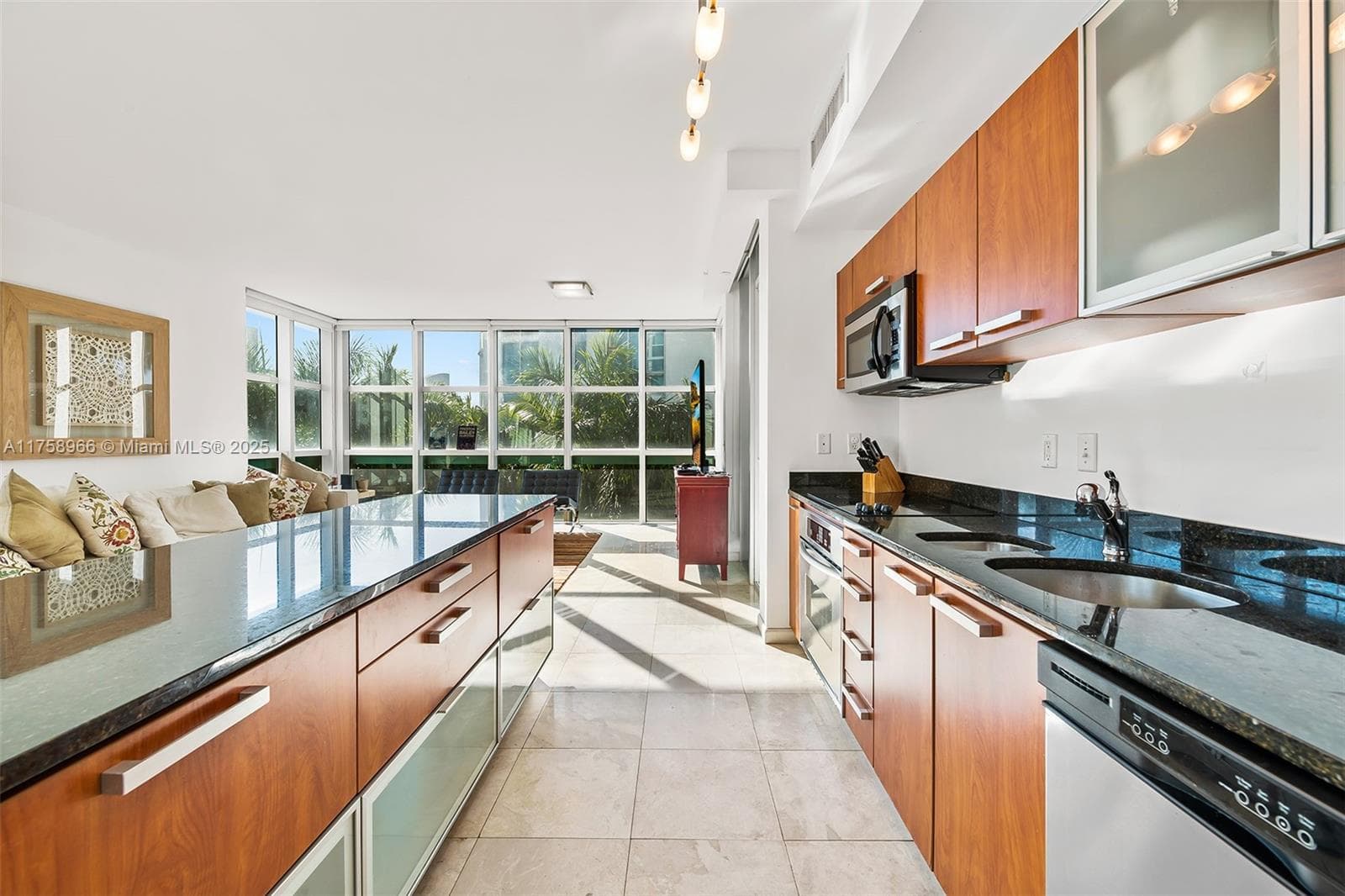 3131 NE 188th St # 1-508, Aventura, FL 33180 — zdjęcie 5