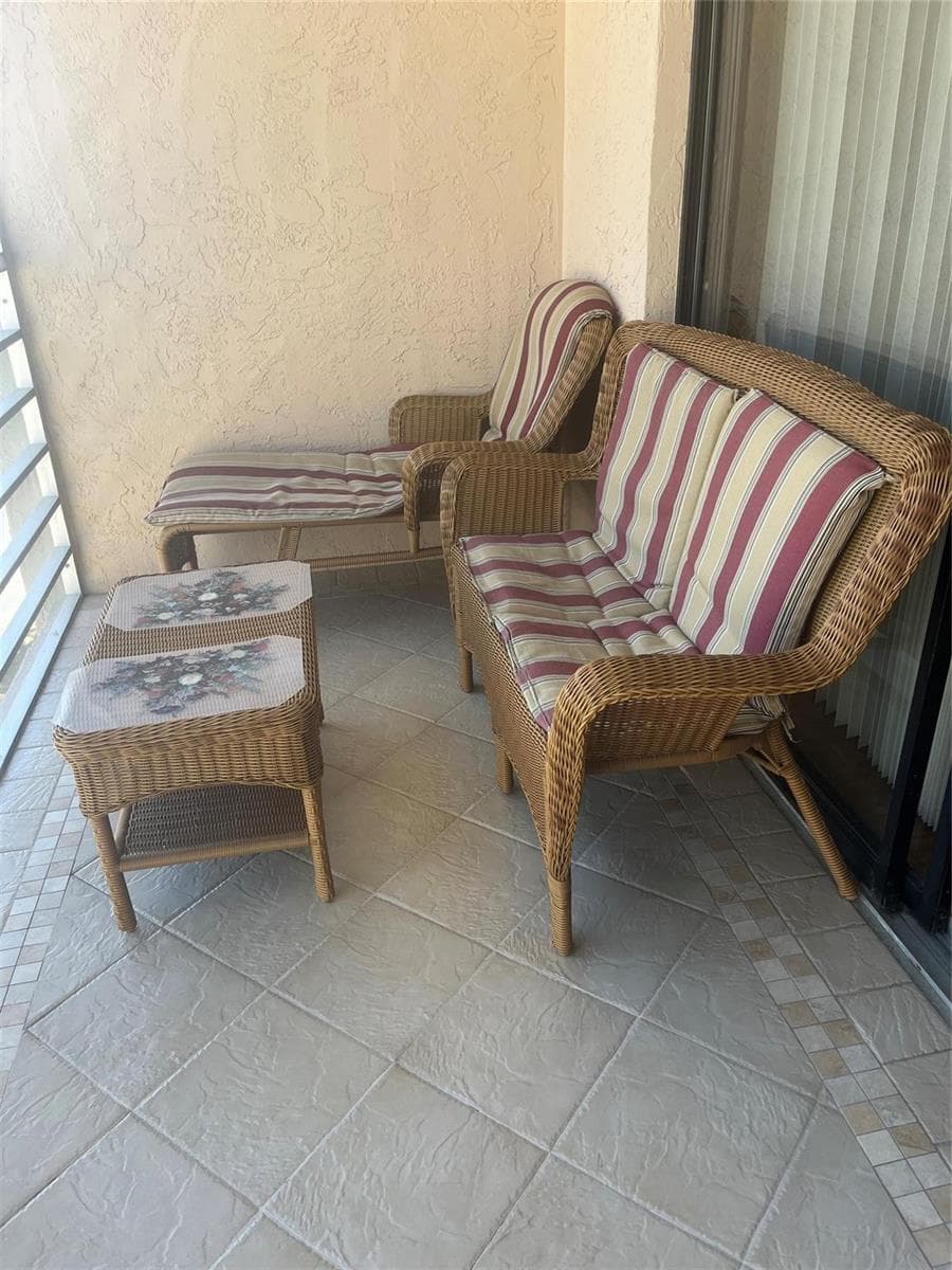 1800 sw 81 Ave N 81 Ave Lauderdale Avenue # 1418, North Lauderdale, FL 33068 — zdjęcie 3