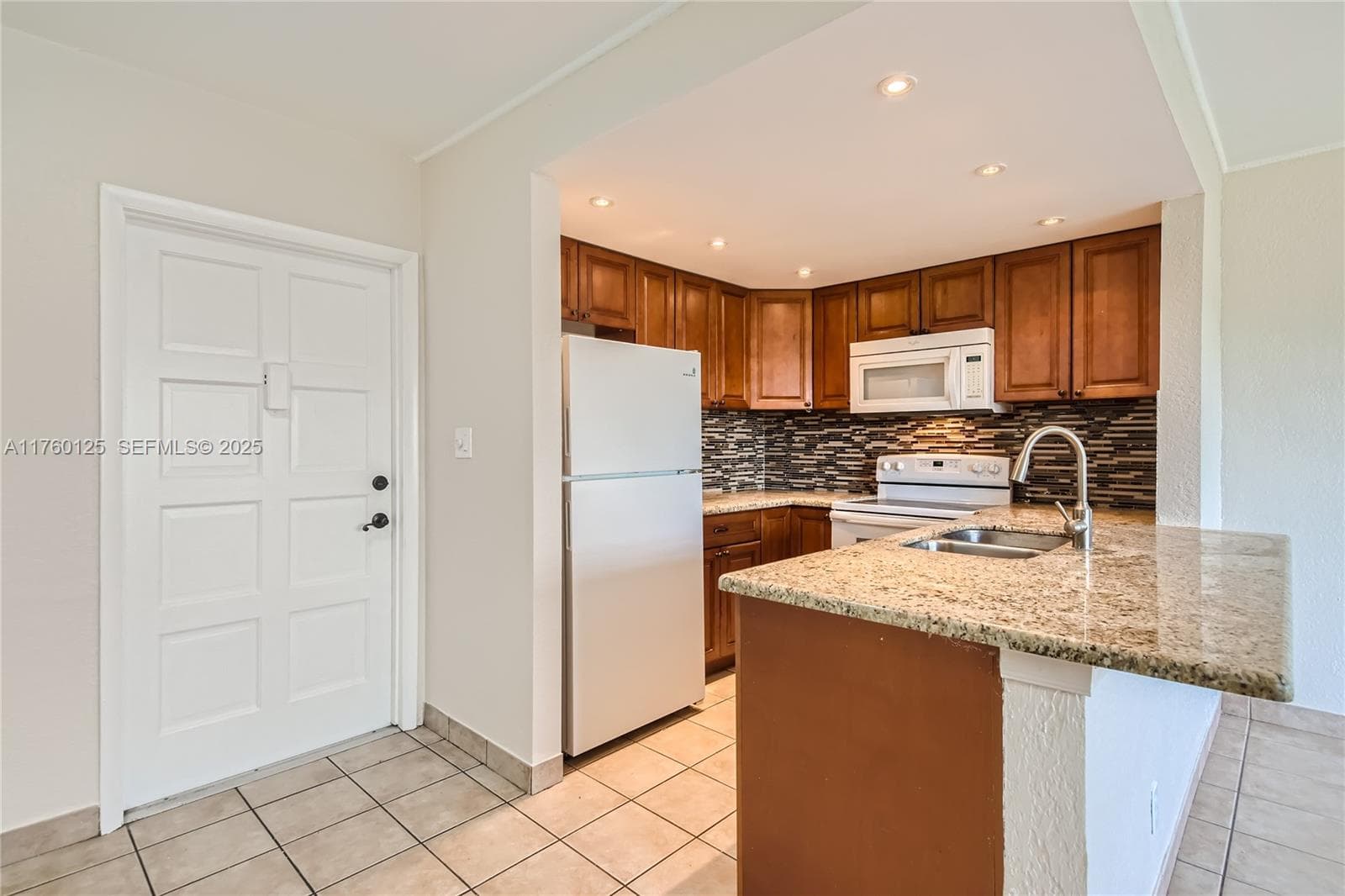 1855 Plunkett St # 406, Hollywood, FL 33020 — zdjęcie 3
