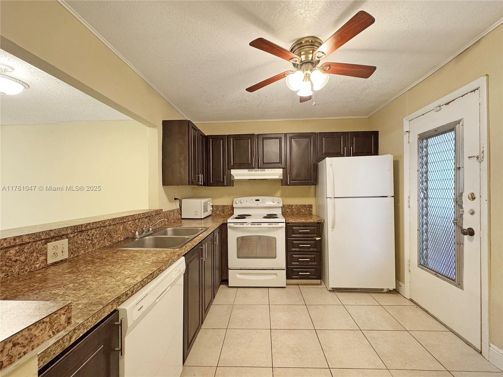 410 NW 68th Ave # 207, Plantation, FL 33317