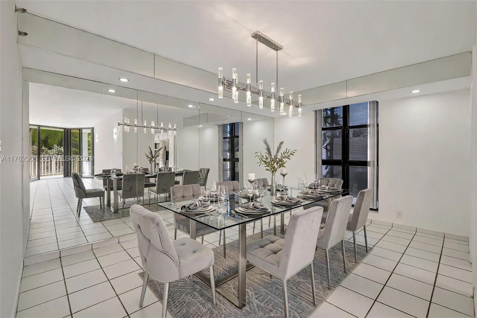 4000 Towerside Ter # 302, Miami, FL 33138 — zdjęcie 2