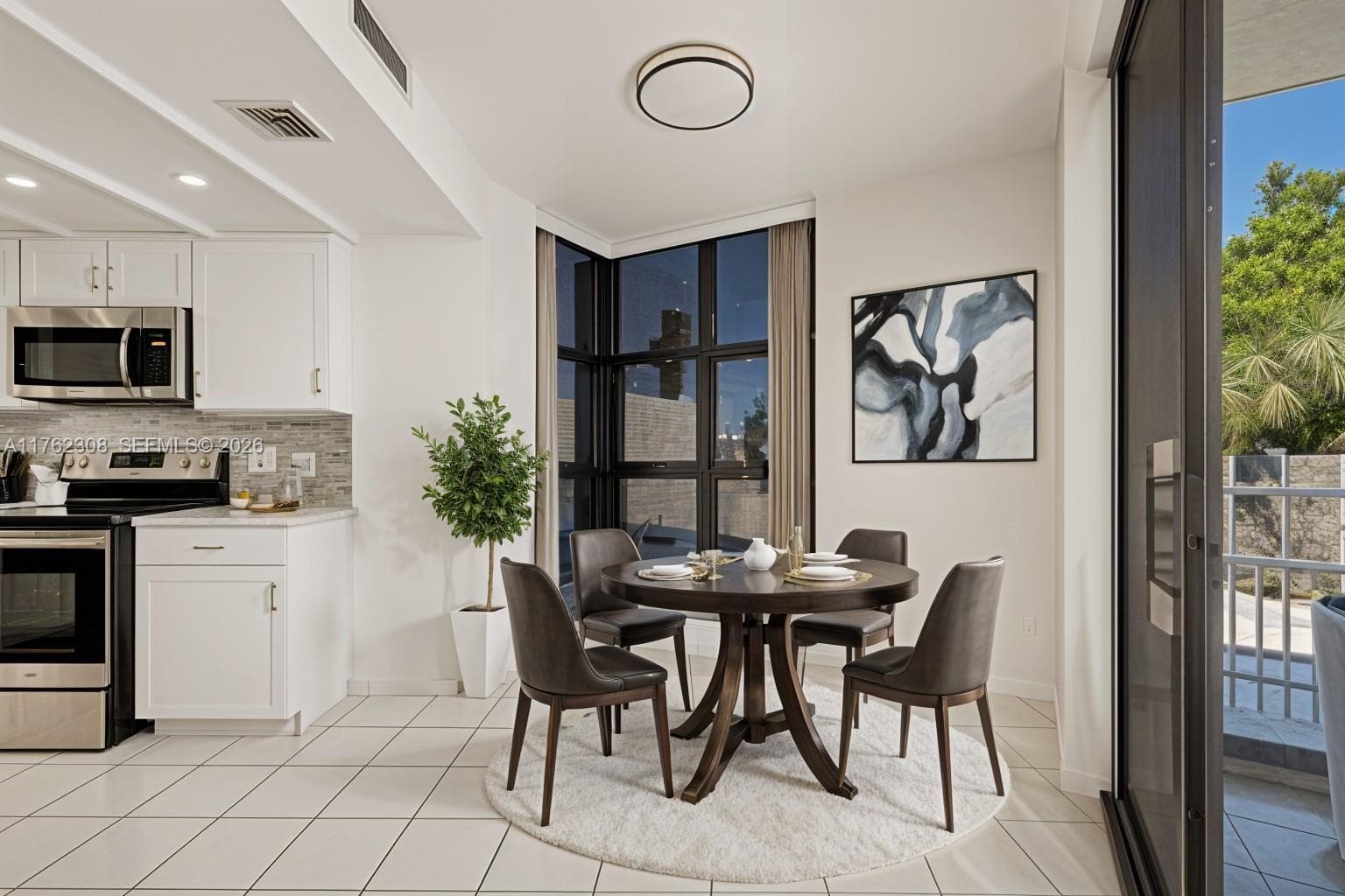 4000 Towerside Ter # 302, Miami, FL 33138 — zdjęcie 3