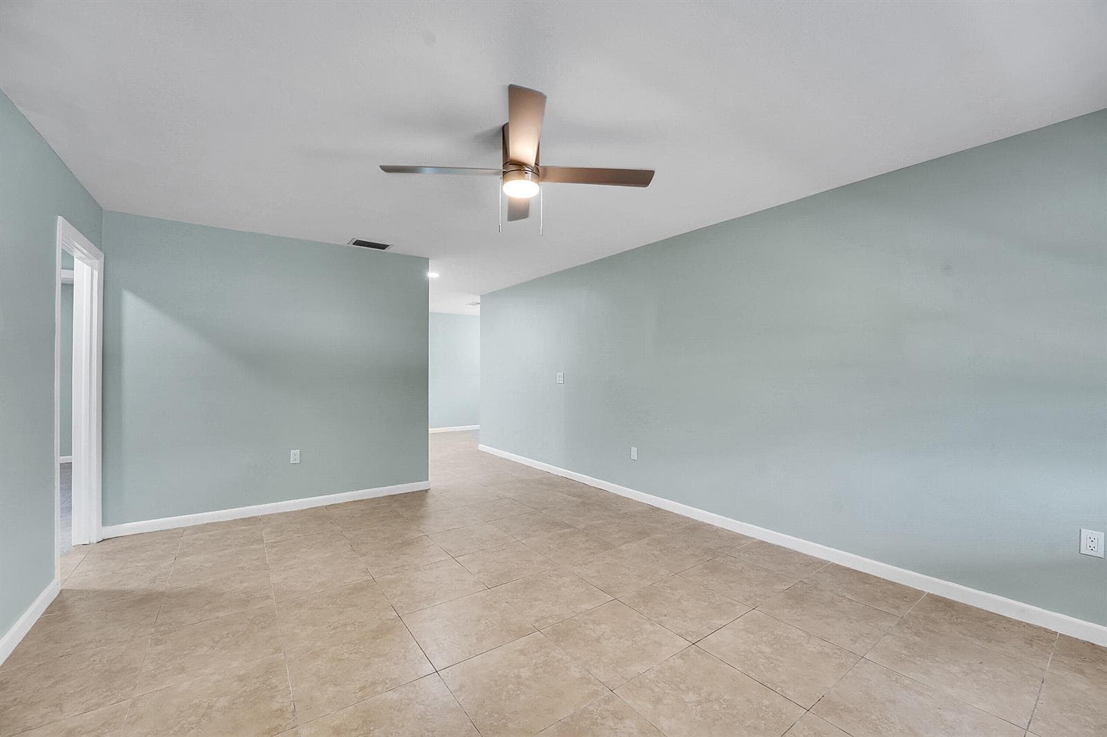302 W Arbor Avenue, Port St. Lucie, FL 34952 — zdjęcie 5