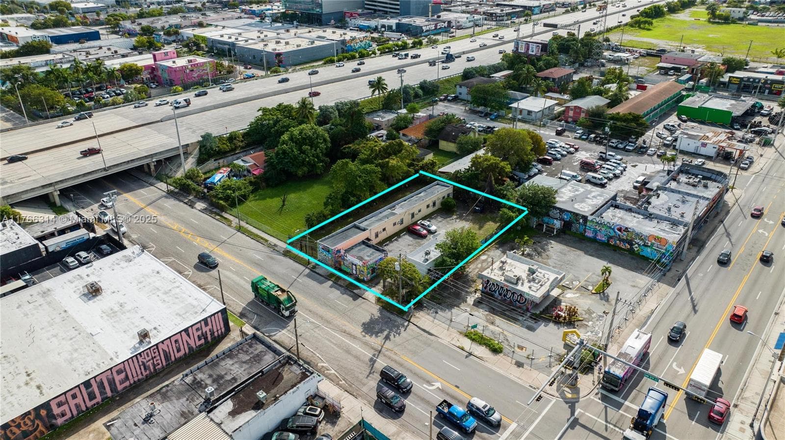 660,662,664 NW 29th St, Miami, FL 33127
