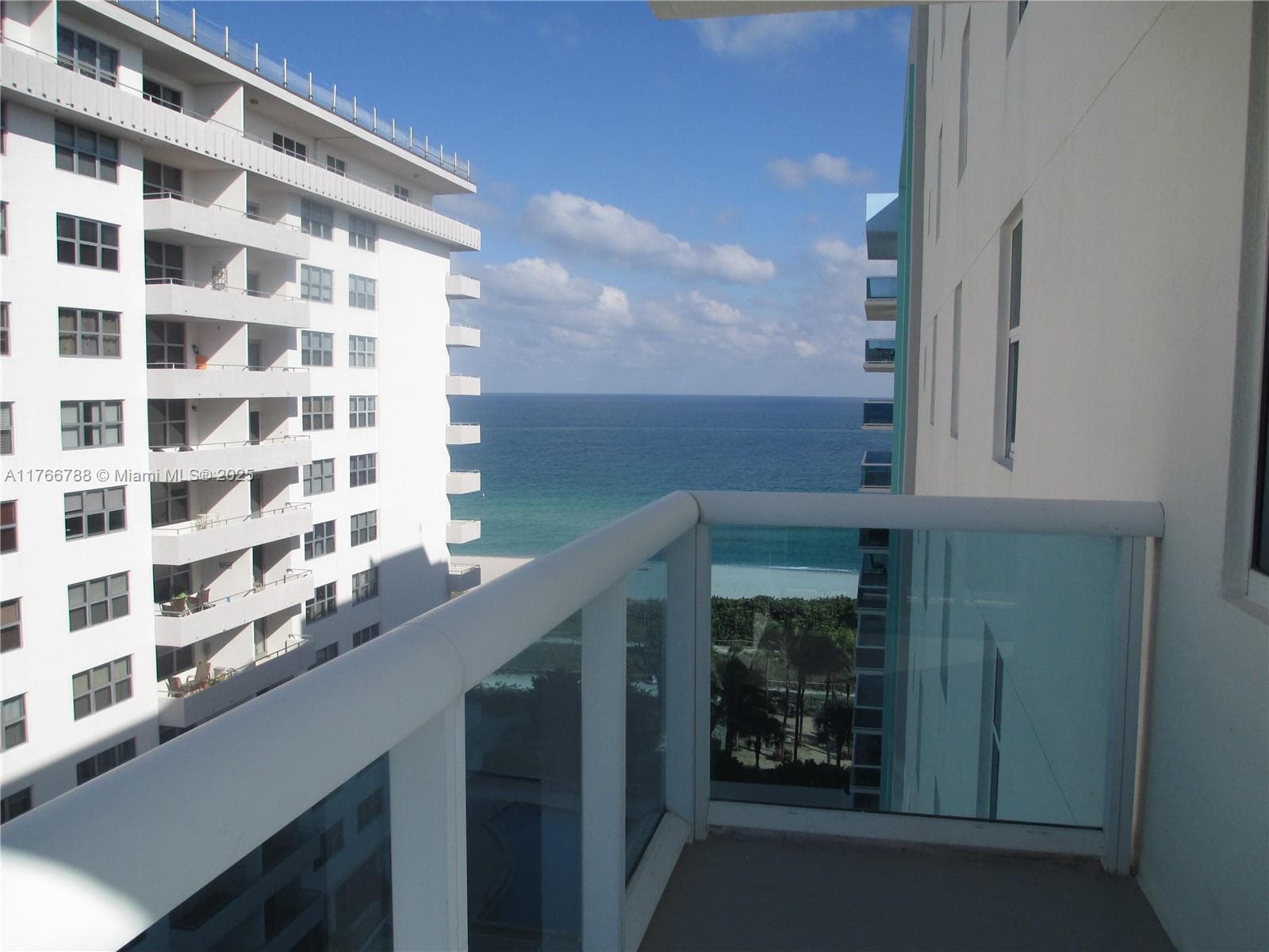 9201 Collins Ave # 1021, Surfside, FL 33154 — zdjęcie 2