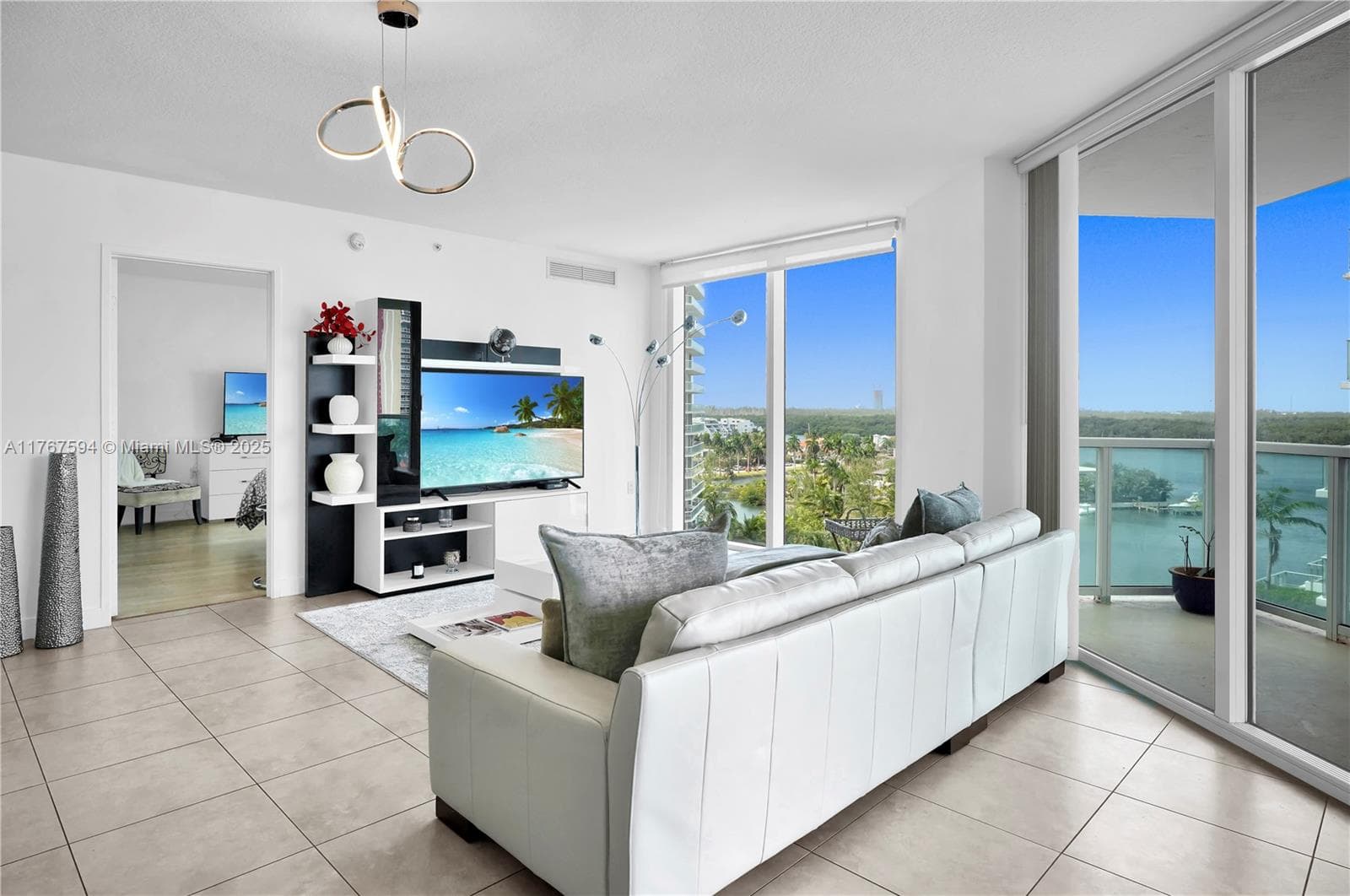250 Sunny Isles Blvd # 3-904, Sunny Isles Beach, FL 33160 — zdjęcie 5