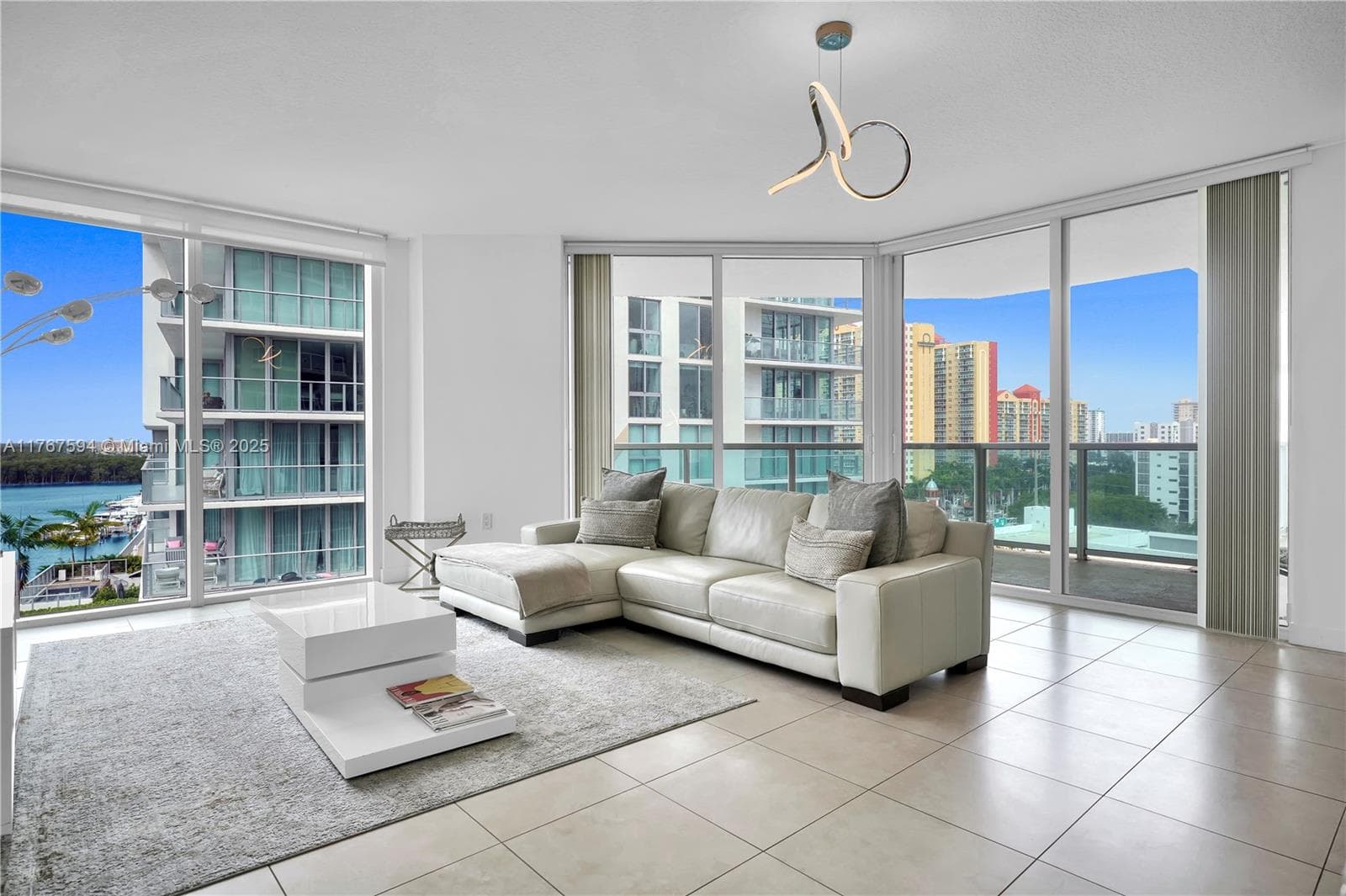 250 Sunny Isles Blvd # 3-904, Sunny Isles Beach, FL 33160 — zdjęcie 4