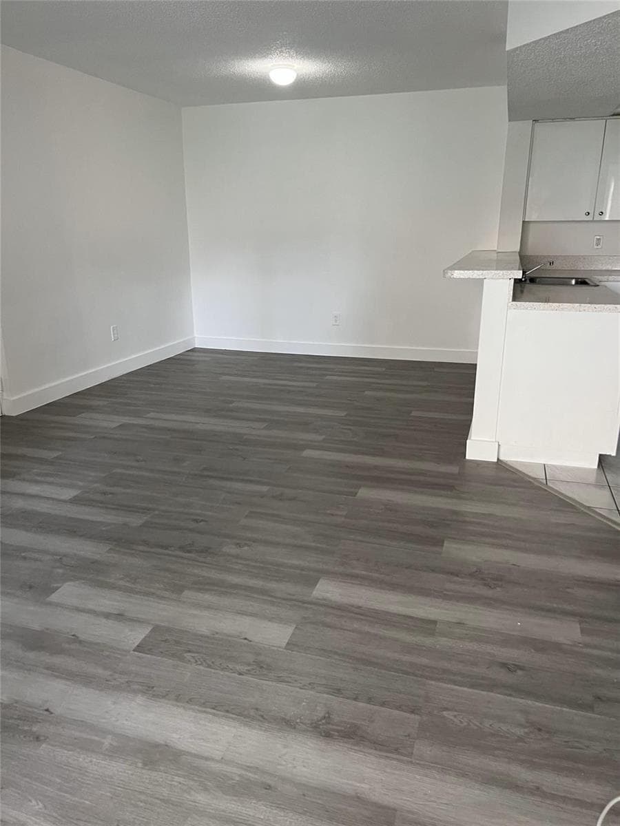 18860 NW 57th Avenue # 106, Hialeah, FL 33015 — zdjęcie 4