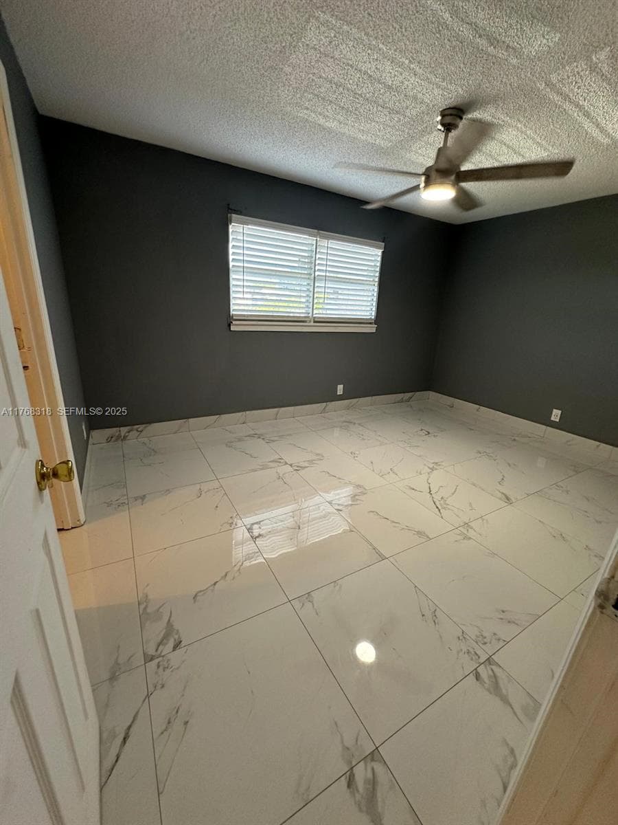 700 SW 80th Ter # 0, North Lauderdale, FL 33068 — zdjęcie 2