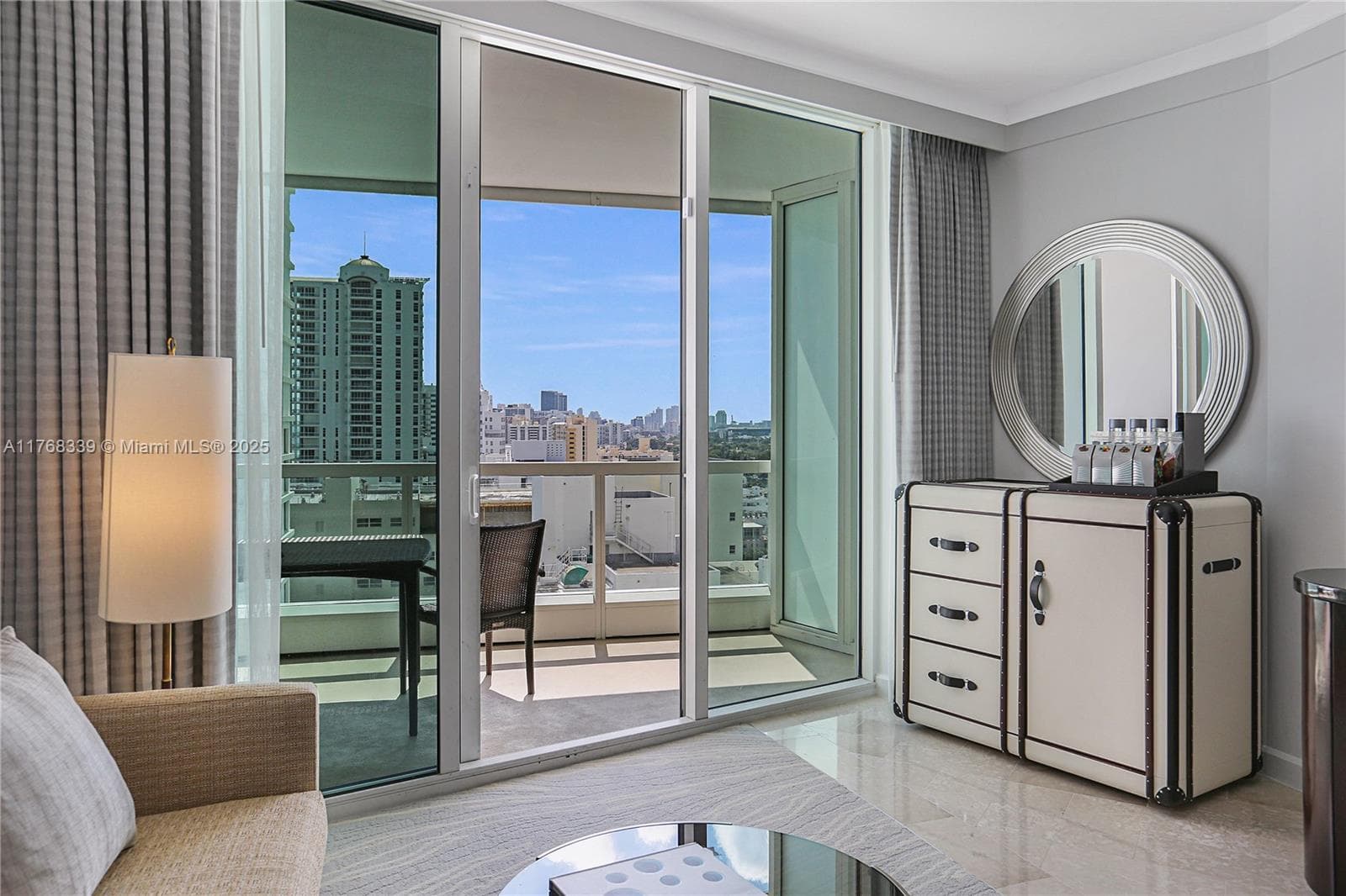 4391 Collins Ave # 1415, Miami Beach, FL 33140 — zdjęcie 4