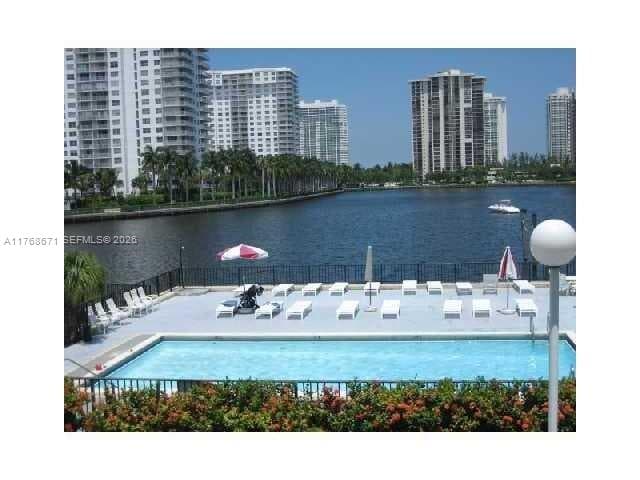 2750 NE 183rd St # 1207, Aventura, FL 33160 — zdjęcie 3