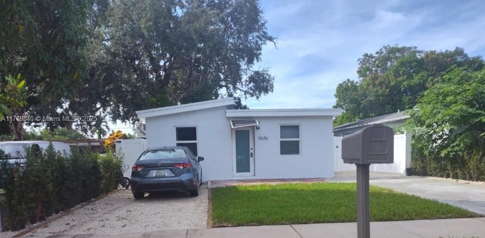 5636 Arthur St, Hollywood, FL 33021
