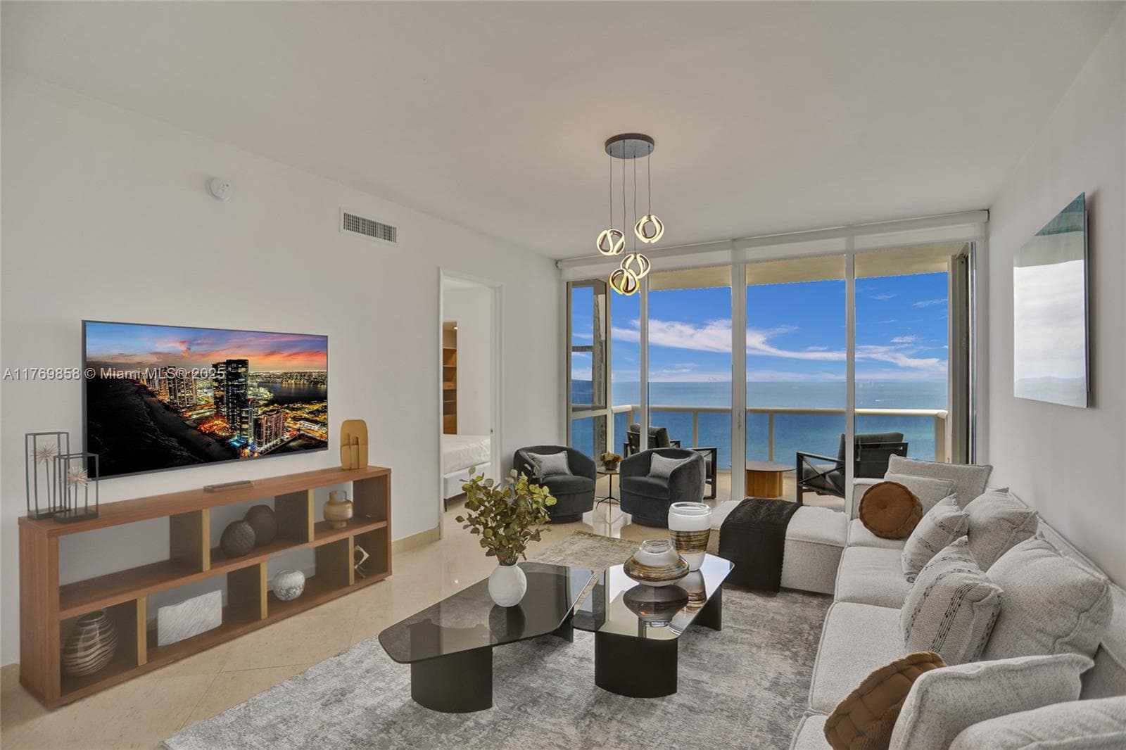 18101 Collins Ave # 3504, Sunny Isles Beach, FL 33160