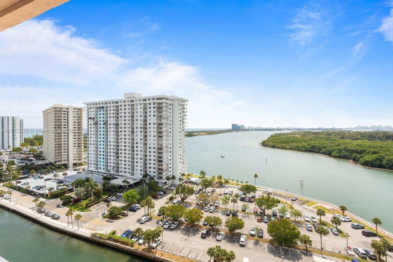 400 Kings Point Dr # 1607, Sunny Isles Beach, FL 33160