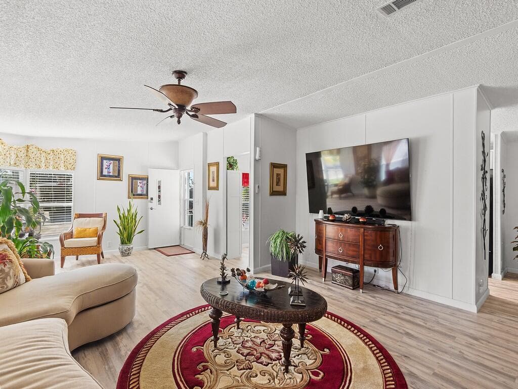 22 Mediterranean East Boulevard E, Port St. Lucie, FL 34952 — zdjęcie 4