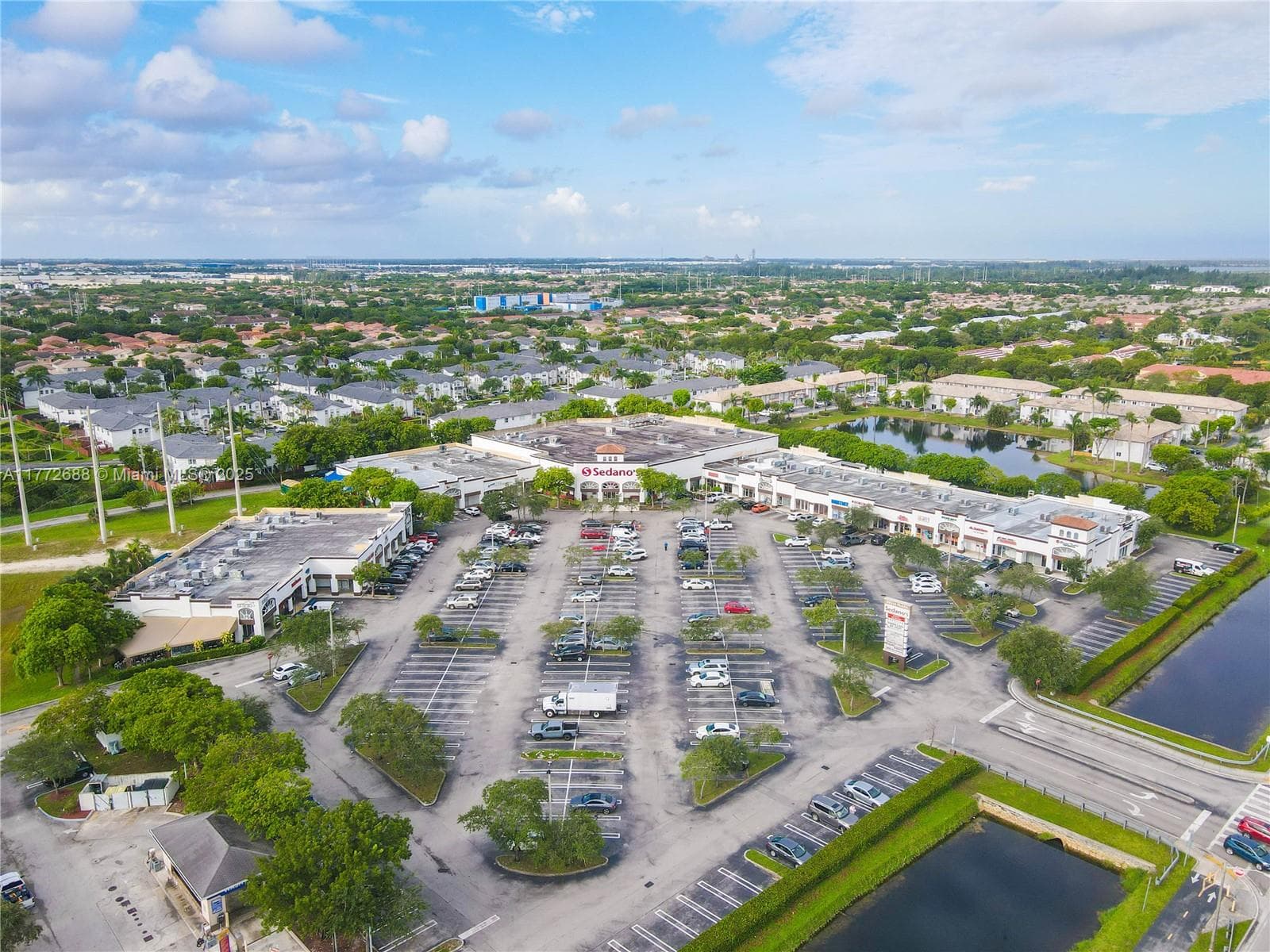 10750 NW 58th St, Doral, FL 33178