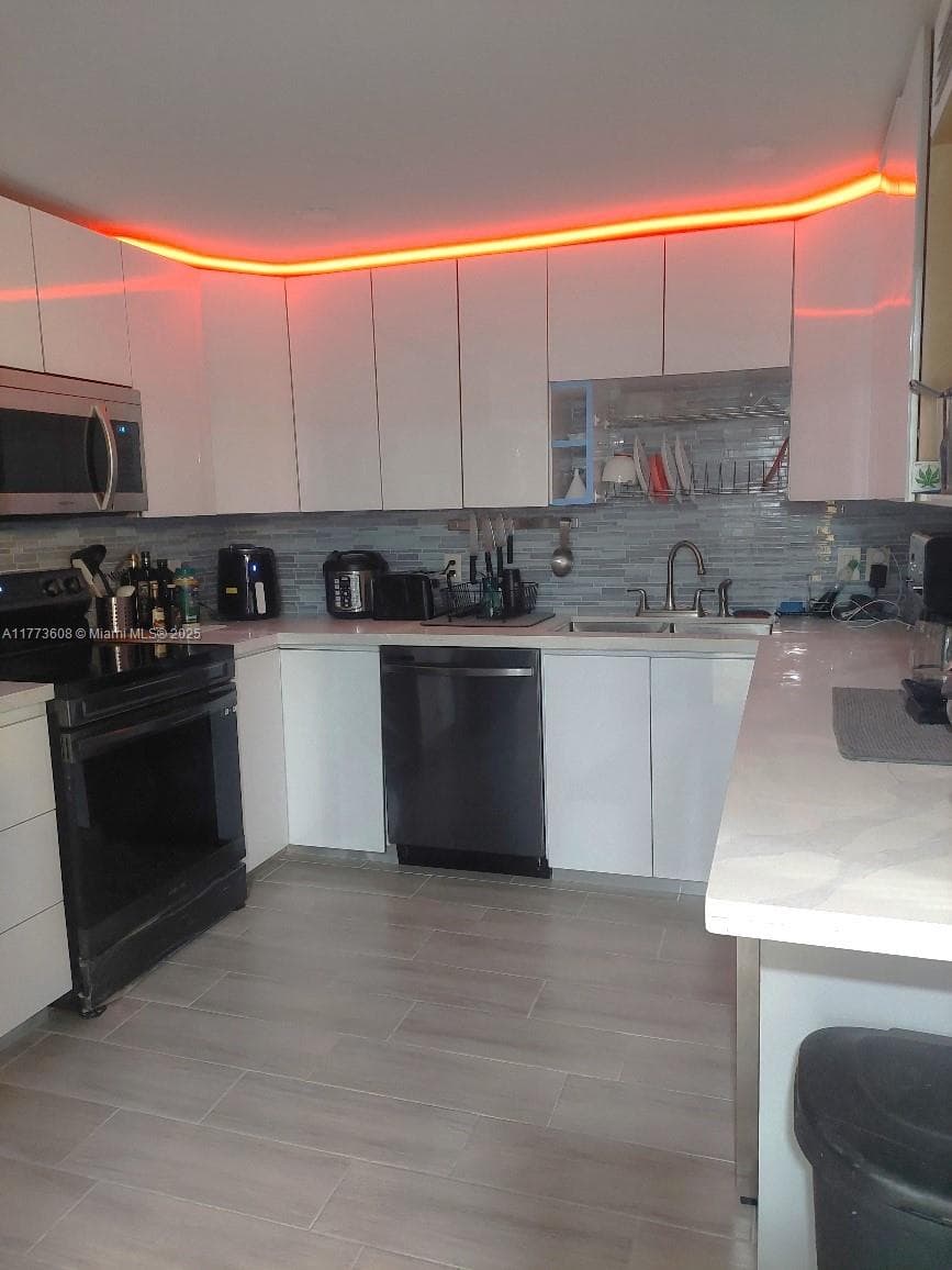 16300 Golf Club Rd # Apt 317, Weston, FL 33326 — zdjęcie 3