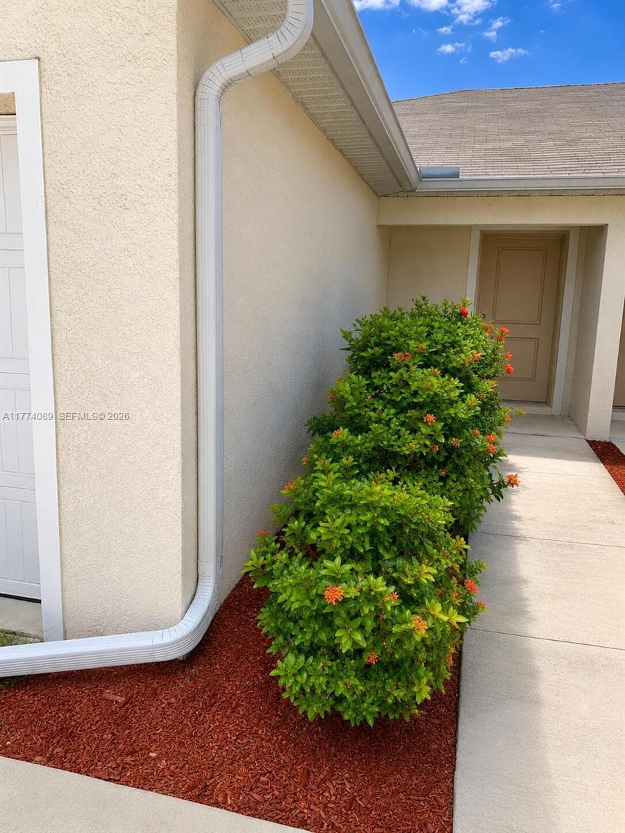 9084 Aegean Cir, Lehigh Acres, FL 33936 — zdjęcie 3
