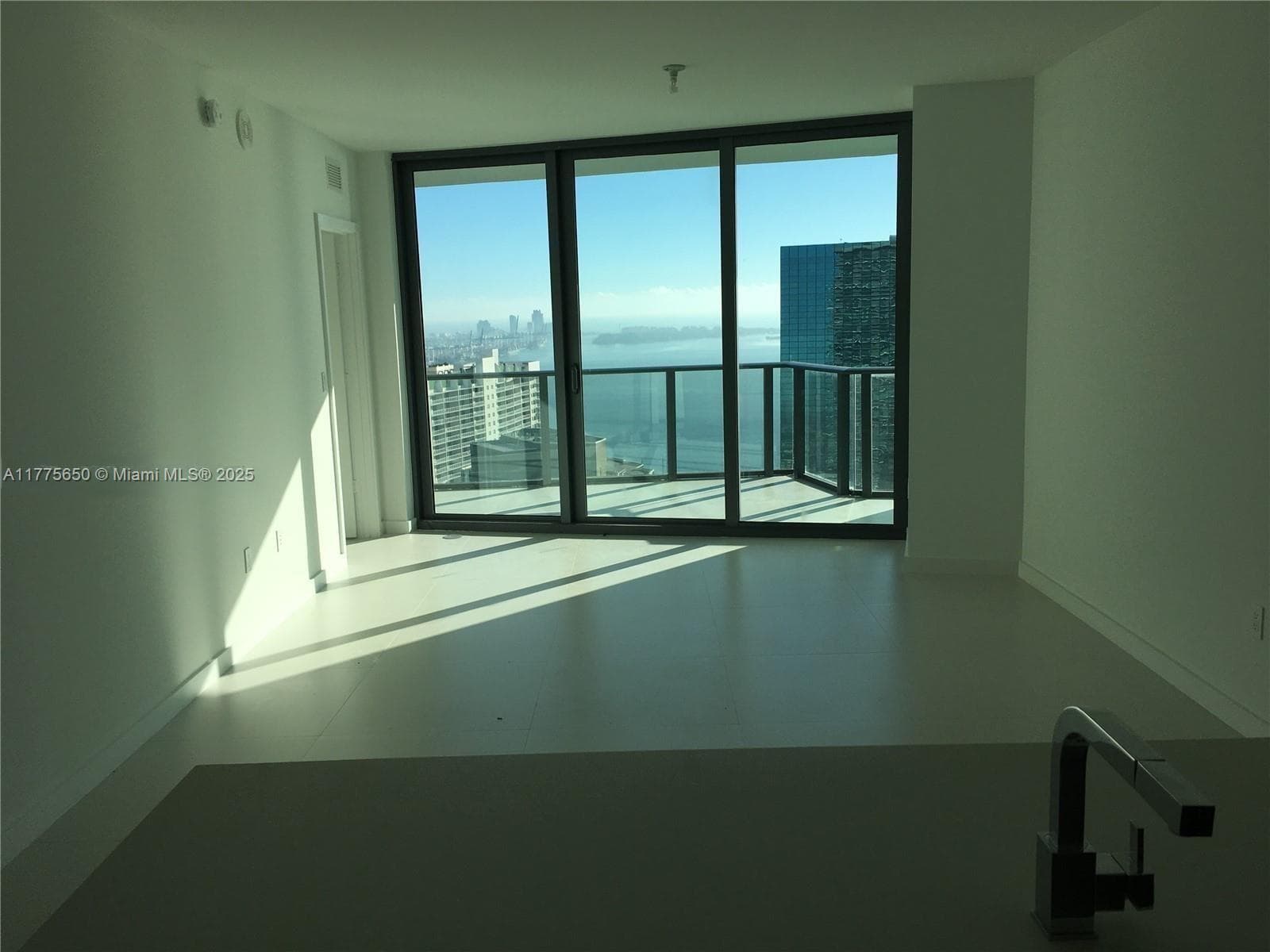 1300 S MIAMI AVE # 4003, Miami, FL 33130 — zdjęcie 3