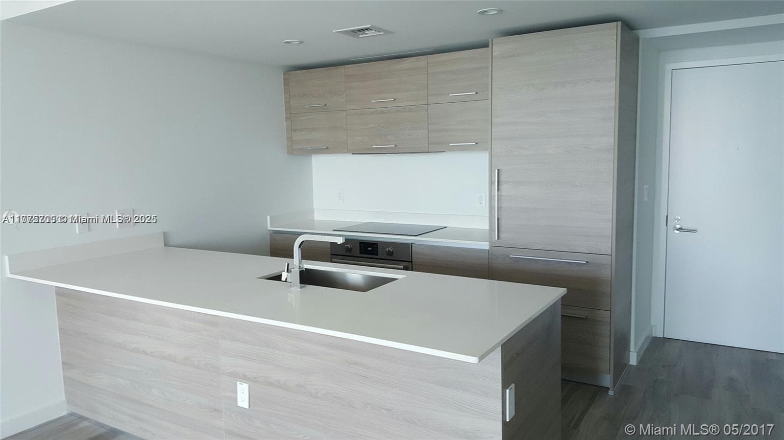 1300 S Miami Ave # 4002, Miami, FL 33130 — zdjęcie 2