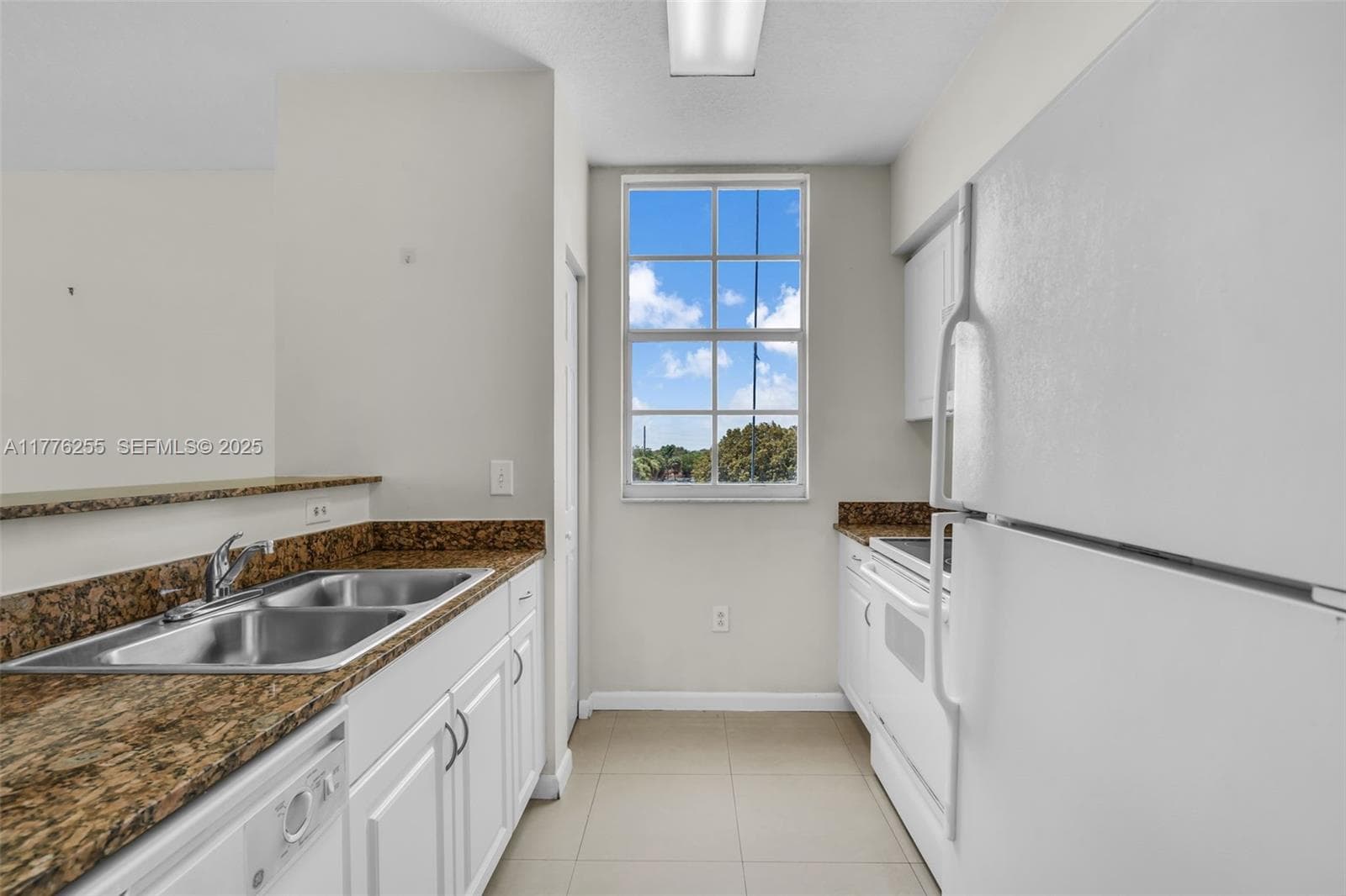 215 SW 42nd Ave # 402, Miami, FL 33134 — zdjęcie 5