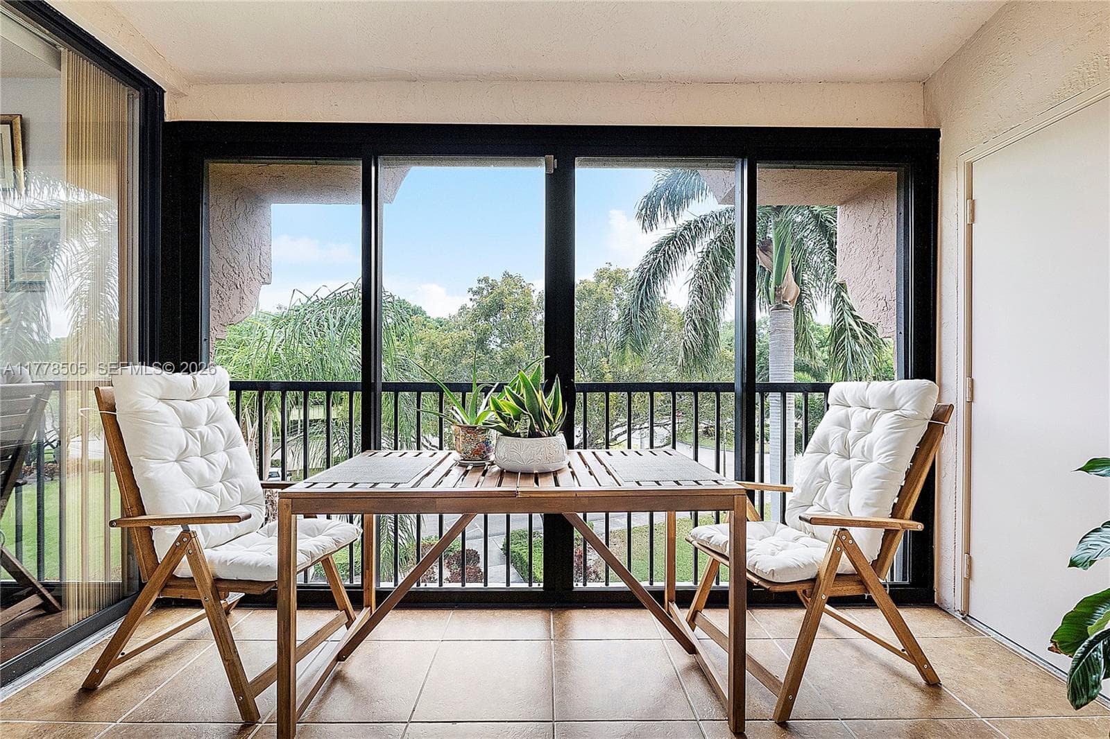 4101 E Coral Tree Cir # 313, Coconut Creek, FL 33073
