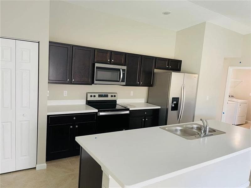 1961 SW Michelangelo Avenue, Port St. Lucie, FL 34953 — zdjęcie 4