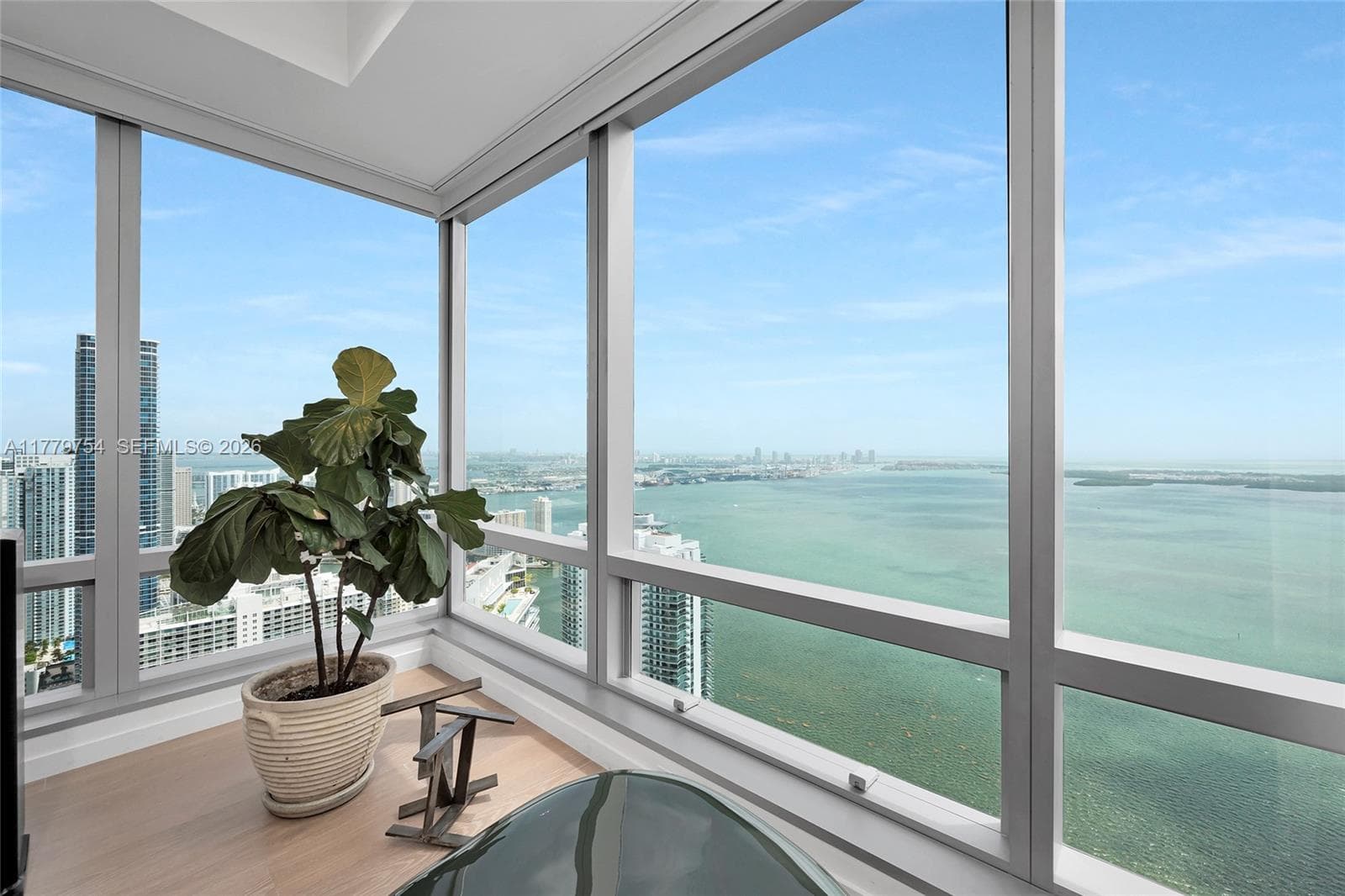 1425 Brickell Ave # 61E, Miami, FL 33131