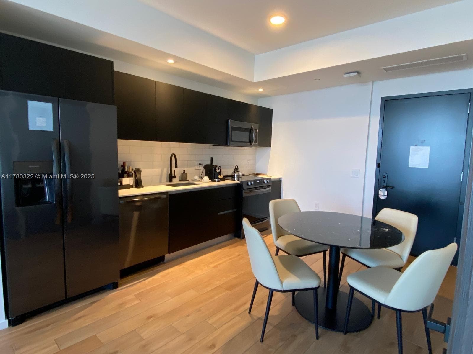398 NE 5th St # 2910, Miami, FL 33132 — zdjęcie 3