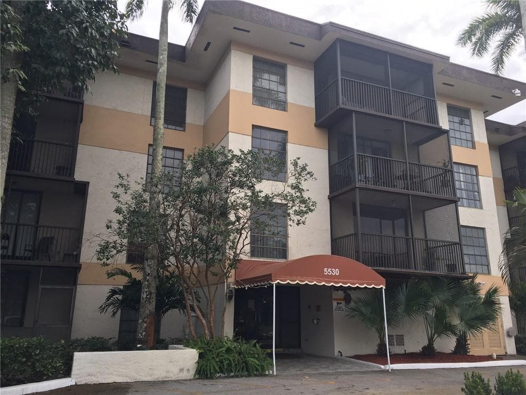 5530 NW 44th Street # 301C, Lauderhill, FL 33319 — zdjęcie 3