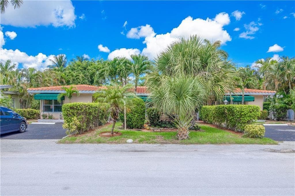 2613-2615 NE 33rd Avenue, Fort Lauderdale, FL 33308 — zdjęcie 2