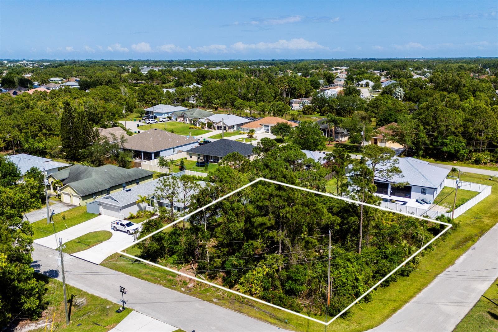 5489 NW Brent Court, Port St. Lucie, FL 34986 — zdjęcie 2