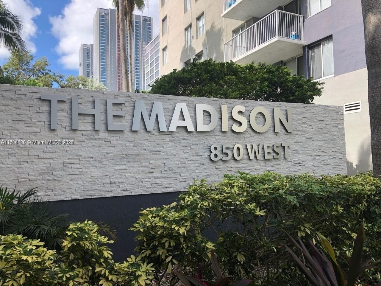 850 N Miami Ave # W-2101, Miami, FL 33136