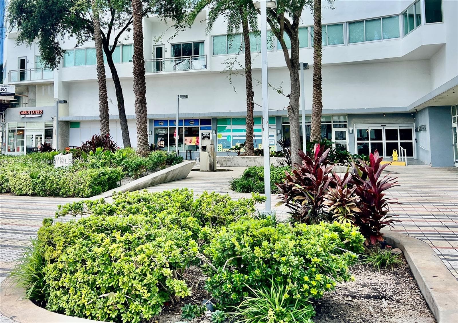 7135 Collins Ave # 621, Miami Beach, FL 33141 — zdjęcie 4