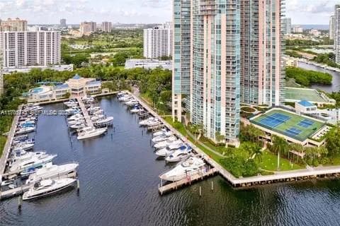 3370 Hidden Bay Dr # 610, Aventura, FL 33180 — zdjęcie 2