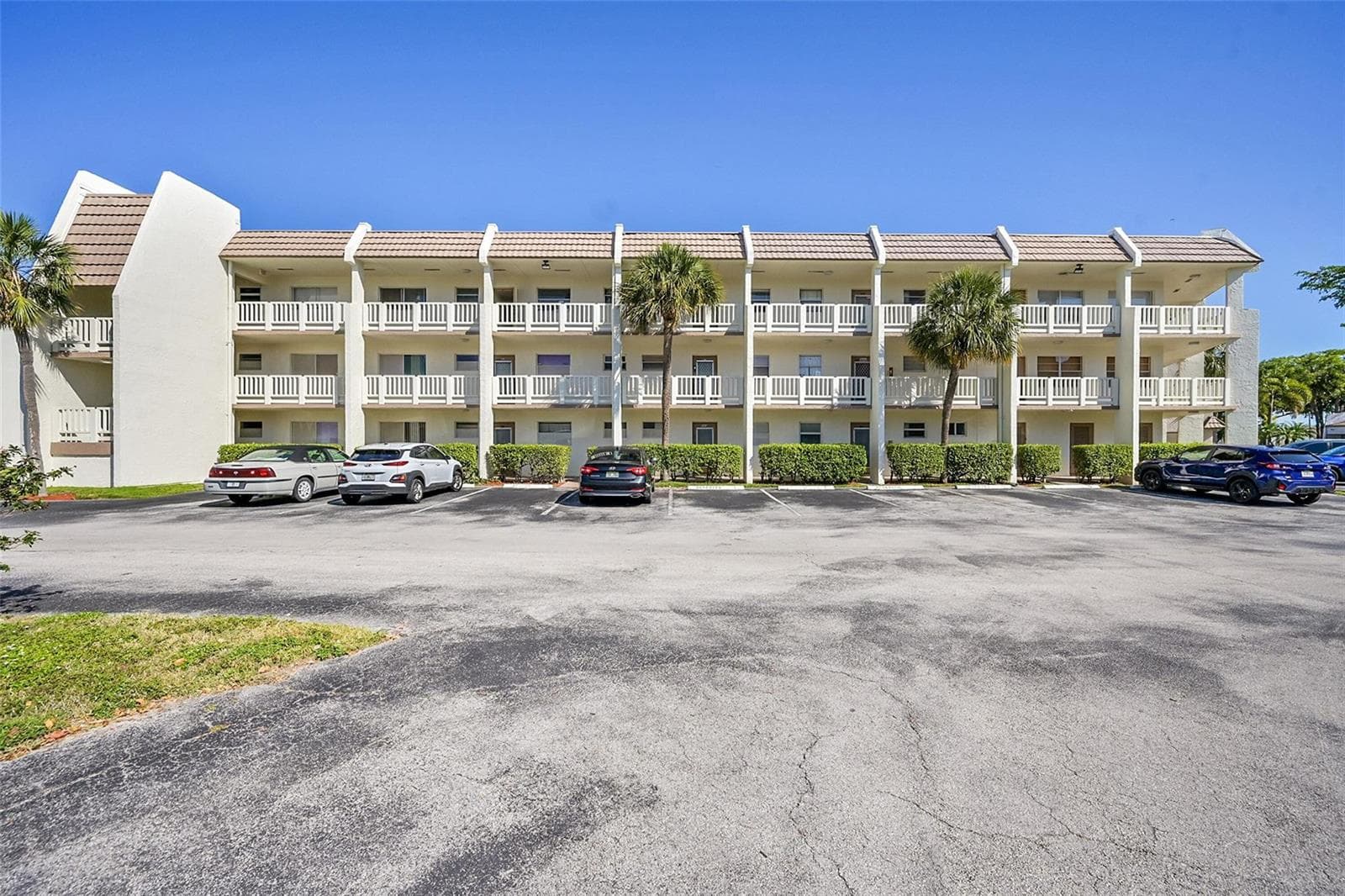 6800 Royal Palm Boulevard # 102, Margate, FL 33063 — zdjęcie 3