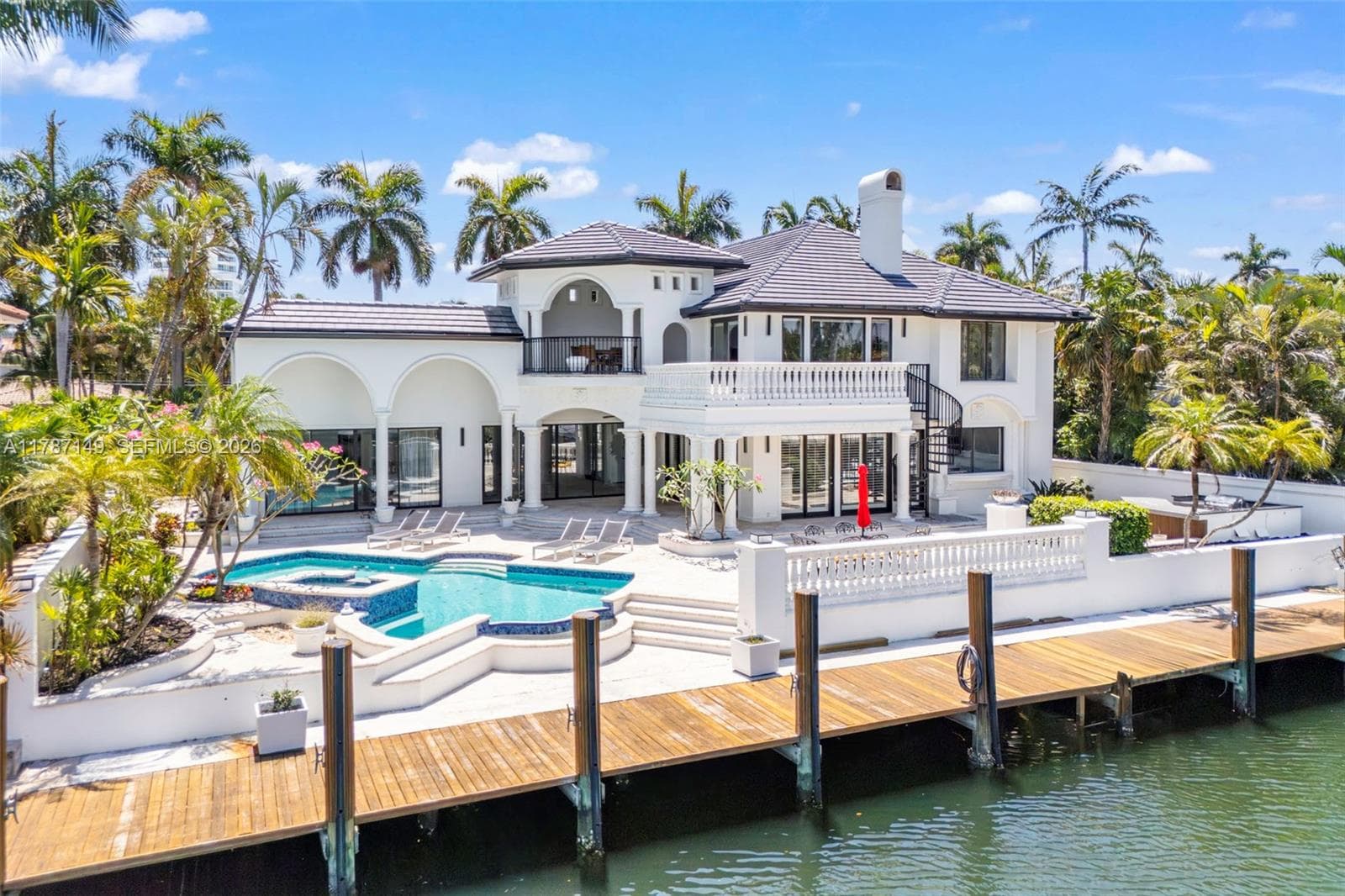 2561 Lucille Dr, Fort Lauderdale, FL 33316 — zdjęcie 2